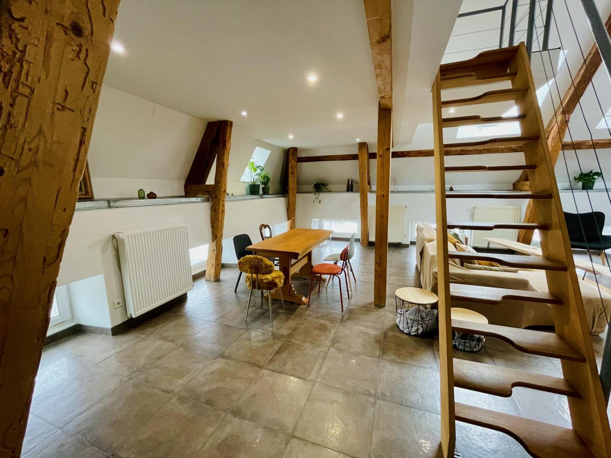 Duplex + Parking Gratuit Facile Appartement Sainte-Suzanne  Buitenkant foto