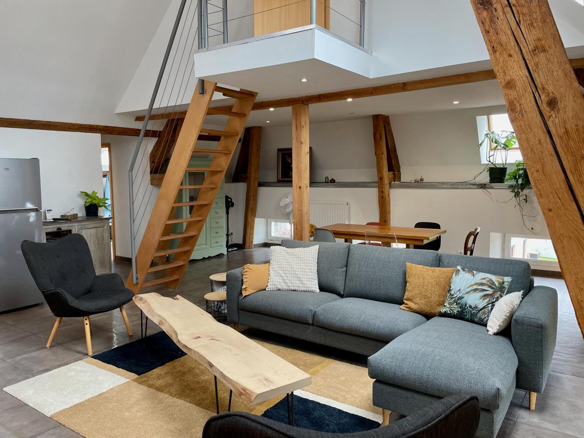 Duplex + Parking Gratuit Facile Appartement Sainte-Suzanne  Buitenkant foto